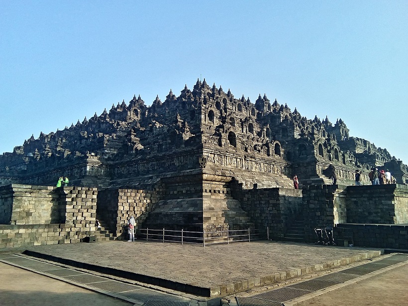 ancient-ruins-quiz-11-Borobudur-Indonesia