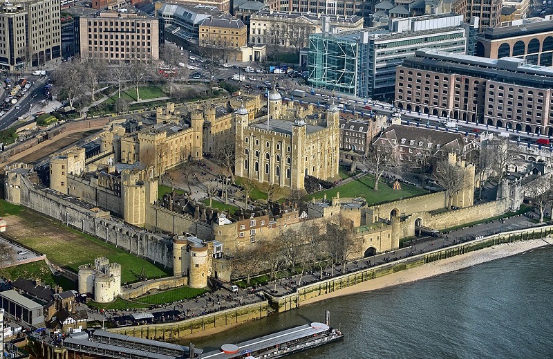 London-Landmarks-Quiz-11-Tower_of_London
