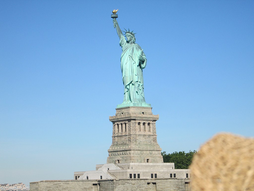United-States-Landmarks-Quiz-1-Status_of_Liberty